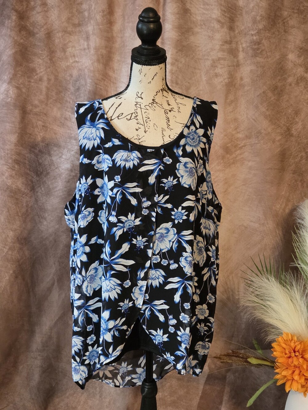Simply Emma 2X Black Blue Floral Layered Sleeveless Blouse